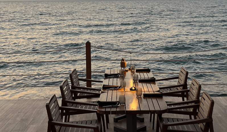 Asia White, Sea View